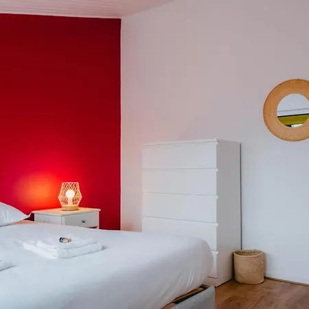Guestready - Colorful Pearl In Vieille Ville * לה רושל